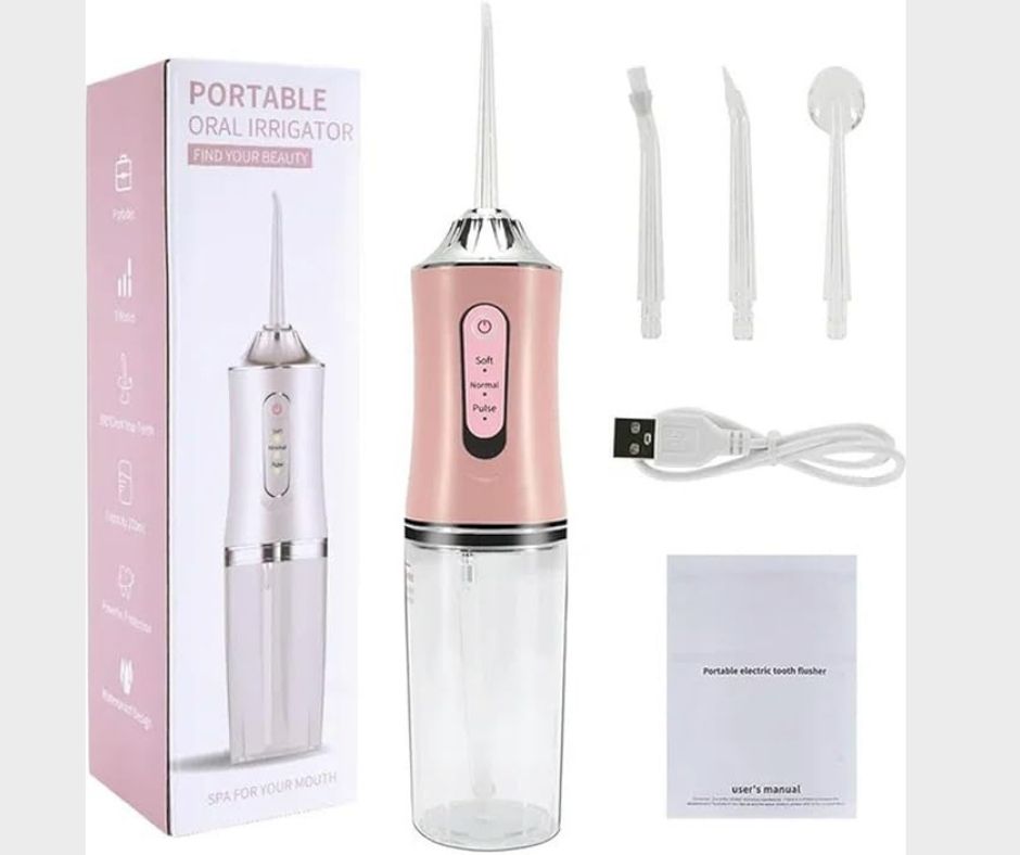 Irrigador oral portátil.
